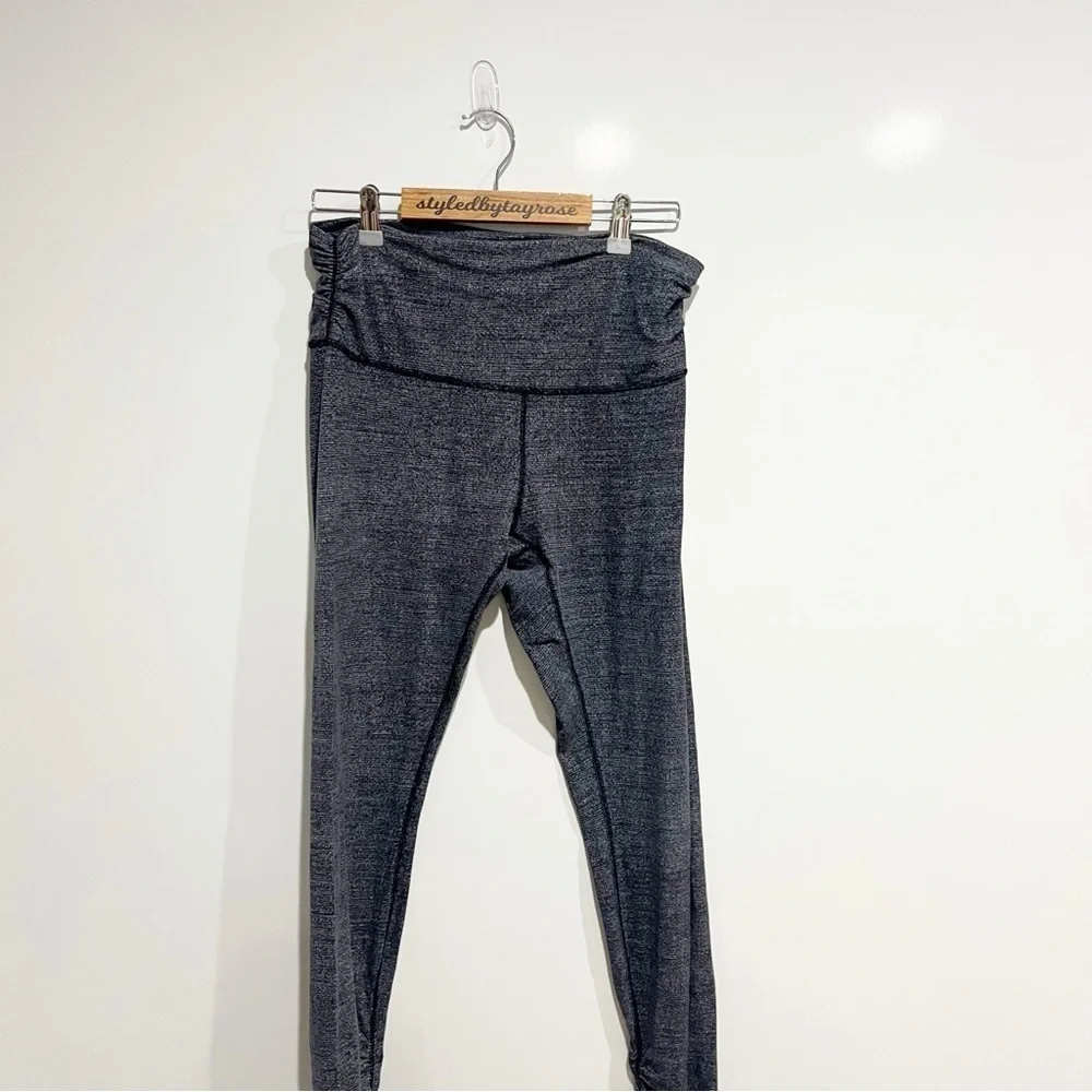 Lululemon Still Mind Tight *28